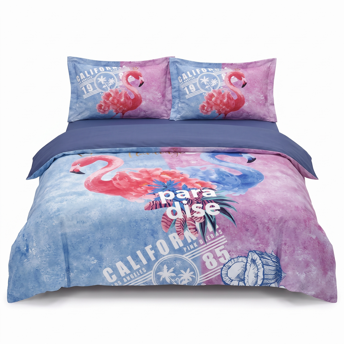 Lenjerie de pat din satin de bumbac în mov și albastru cu flamingo și nucă de cocos – 4 piese, pentru o persoană — vedere din față
